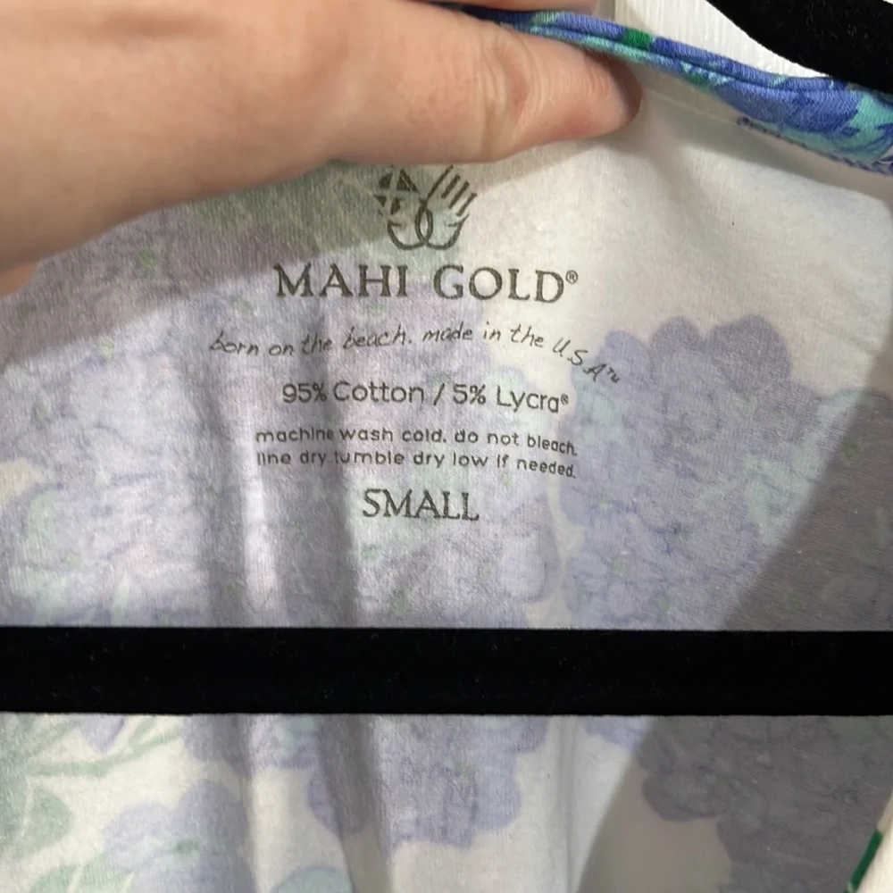 Mahi Gold blue and white hydrangea cotton 3/4 sleeve dress. Size small. - Picture 2 of 3